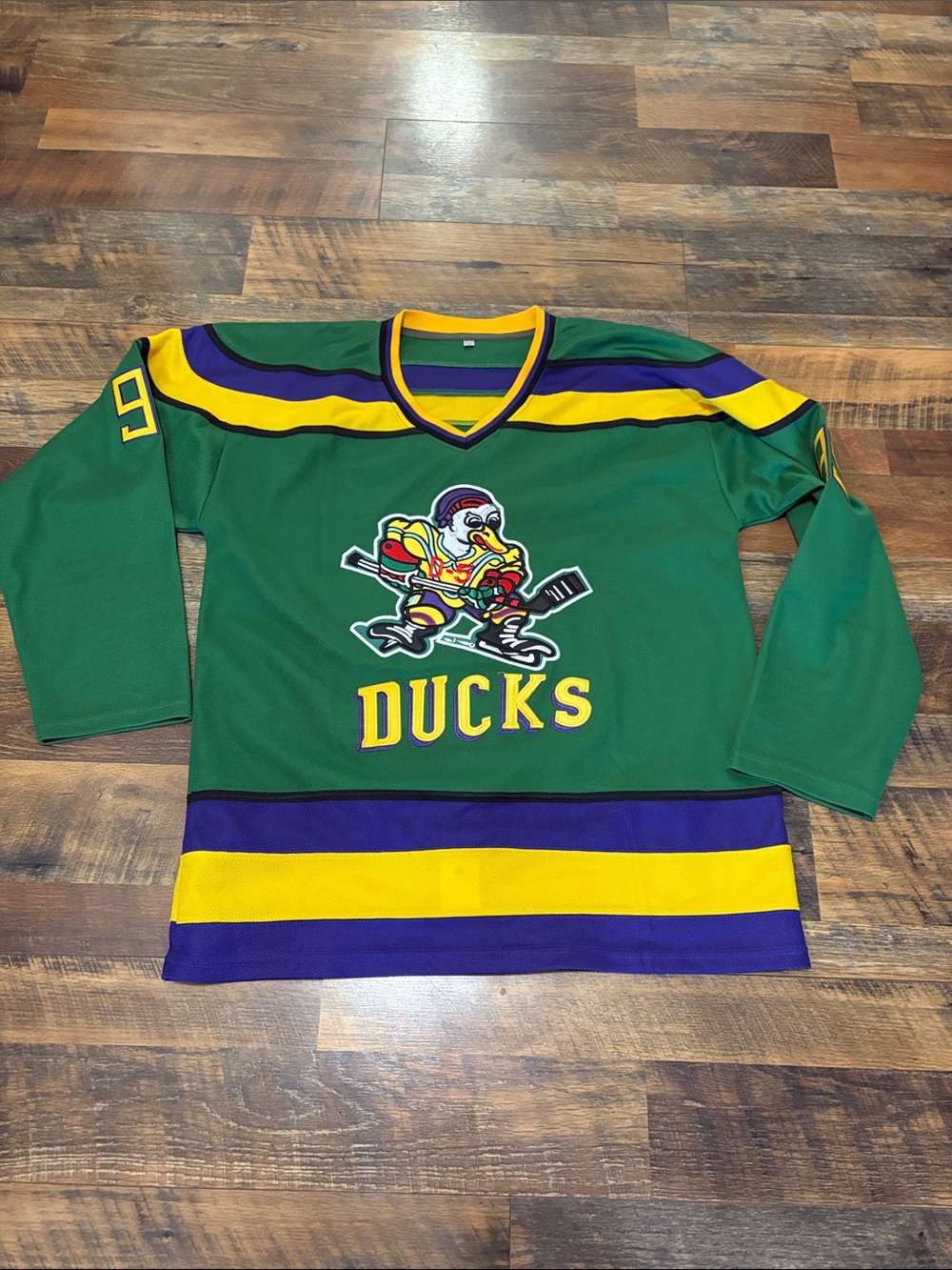 Vintage D-5 Mighty Ducks Hockey Adam Banks No 99 Jersey Size Large